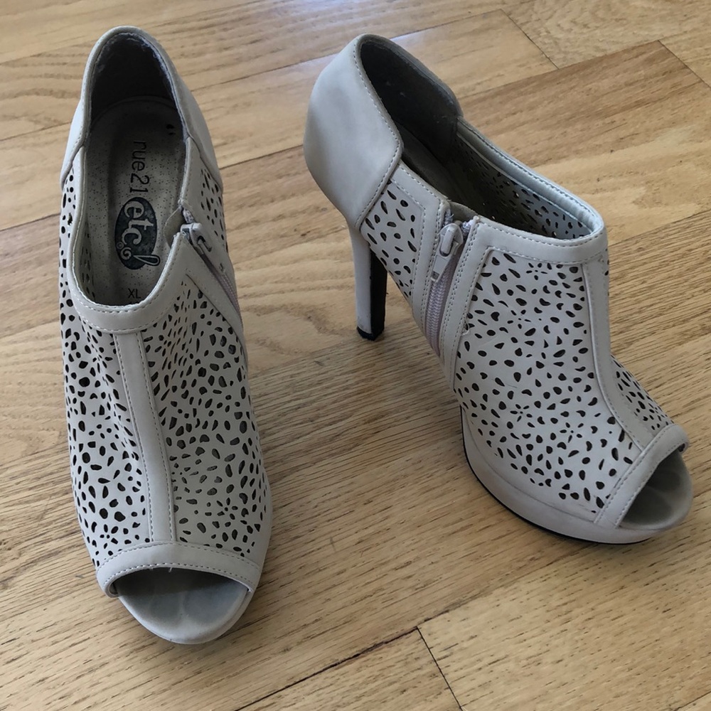 Nude heels
